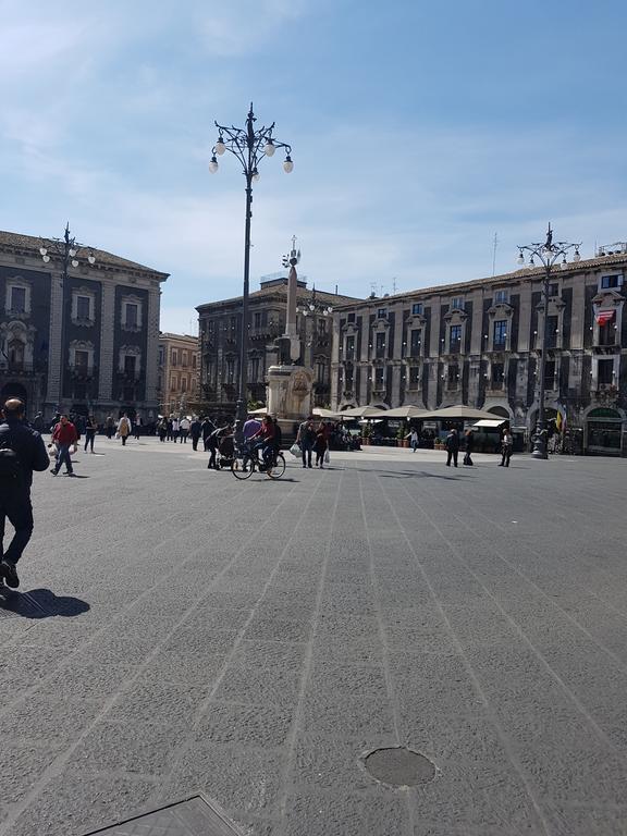 Peri Peri Holiday Home Catania Luaran gambar